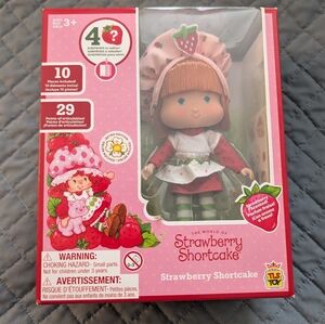 Limited Edition Strawberry Shortcake Poseable Doll NWT-Sweet Scented!